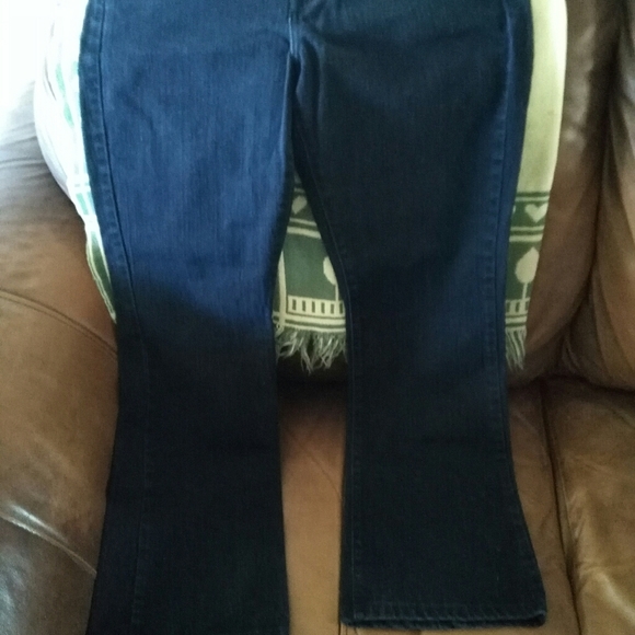 Dark Blue Levi's 515 Boot Cut Jeans 8 Short - Picture 4 of 5